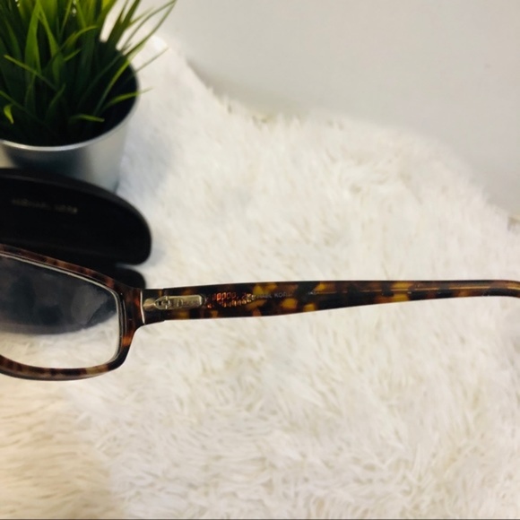 ❤️Michael Kors prescription glasses with case - Picture 2 of 5